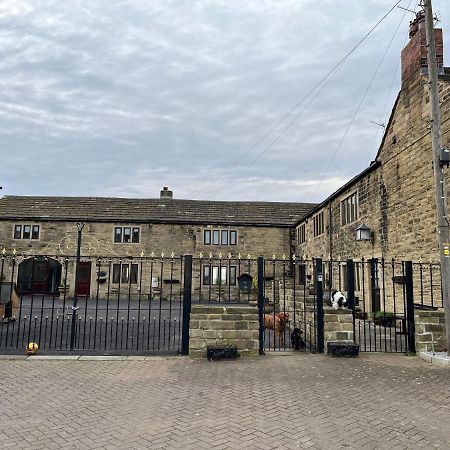 The Cottage, Cosy 2 Bedroom Pet Friendly Perfect For Contractors Free Secure Parking,Cctv Leeds  Bagian luar foto